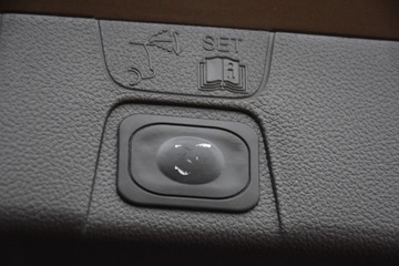 Ford C-MAX II Grand C-MAX Facelifting 1.5 EcoBoost 150KM 2016 Ford C-MAX Model-2017NawigacjaKamera Asystenty El.Klapa Pol-SkoraGrz.Fotele, zdjęcie 24