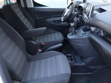 Opel Combo E Kombivan 1.2 Turbo 110KM 2019 Opel Combo 1.2 Turbo, Salon Polska, Serwis ASO, zdjęcie 8