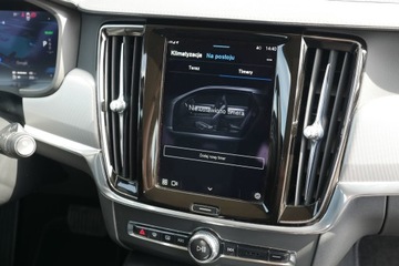 Volvo V90 II Plug-In Facelifting 2.0 T6 Plug-In Hybrid 350KM 2023 Volvo V90 T6 350ps Plus Bright Harman ACC pamięć Hak Komforty Winter Pro 19, zdjęcie 15