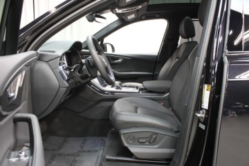 Audi Q7 II 2020 AUDI Q7 55 3.0 TFSI PremiumPlus 2020 V6 340 KM Mild Hybrid 7m TURBO czarny, zdjęcie 17