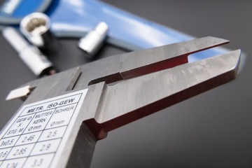 НОНИУСНЫЙ СУППОРТ 150 мм 0,05 мм LOCK LIMIT