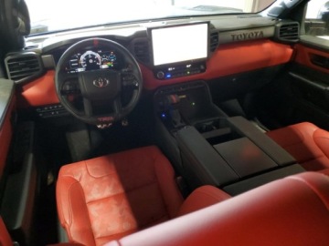 Toyota Tundra II 2024 Toyota Tundra Crewmax Limited 2024 3.4 Benzyna 437KM, zdjęcie 8
