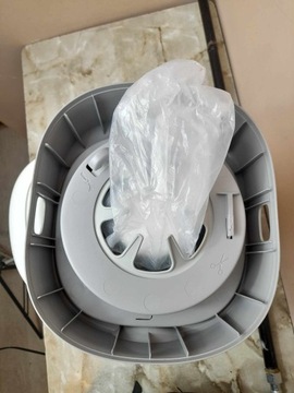 Корзина для подгузников Tommee Tippee Mangiapannolini Twist and Click