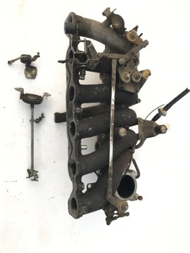 Kolektor ssący Mercedes M110 W123 W114 R107 W116