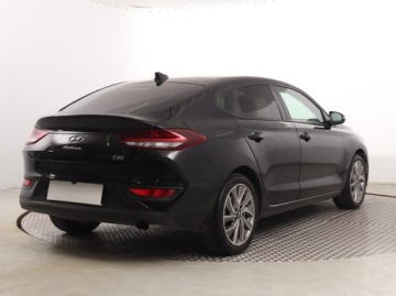 Hyundai i30 III Hatchback 1.4 T-GDI 140KM 2018 Hyundai i30 Fastback 1.4 T-GDI, Klima, zdjęcie 4