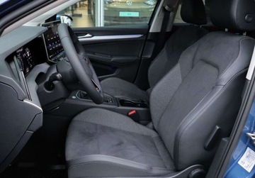 Volkswagen Golf VIII Hatchback Facelifting 1.5 TSI 150KM 2025 Volkswagen Golf 150 KM, Art Velours, Pakiet Zimowy, od reki 1.5 Benzyna, zdjęcie 10