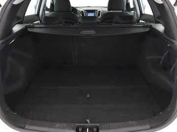 Hyundai i30 II Wagon Facelifting 1.6 CRDi 136KM 2015 Hyundai i30 1.6 CRDi Blue Klimatronik Nawigacja, zdjęcie 19