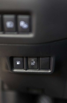 Toyota C-HR I Crossover Facelifting 1.8 Hybrid 122KM 2020 Toyota C-HR 1.8 Hybrid Executive 1.8 Hybryda 122KM, zdjęcie 17