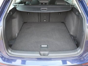 Volkswagen Golf VIII Variant 2.0 TDI 115KM 2022 VW Golf 2.0 TDI, Salon Polska, 1. Właściciel, zdjęcie 13