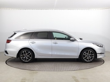 Kia Ceed III Kombi Facelifting 1.5 T-GDI 160KM 2022 Kia Ceed 1.5 T-GDI, Salon Polska, 1. Właściciel, zdjęcie 5