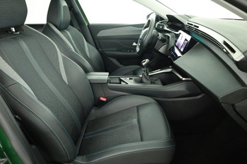 Peugeot 308 III Hatchback 1.2 PureTech 130KM 2022 Peugeot 308 1.2 PureTech, Salon Polska, zdjęcie 6