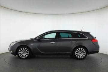 Opel Insignia I Sports Tourer 2.0 CDTI ECOTEC 160KM 2010 Opel Insignia 2.0 CDTI, Salon Polska, Automat, zdjęcie 2