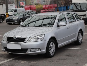 Skoda Octavia II Kombi 1.6 TDI CR DPF 105KM 2012 Skoda Octavia 1.6 TDI, Klima, Klimatronic, zdjęcie 1