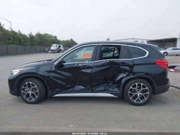 BMW X1 F48 2021 BMW X1 2021 BMW X1 xDrive28i Sports Activity Vehicle 2.0 Benzyna 228KM, zdjęcie 11