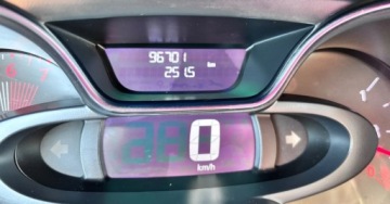 Renault Captur I Crossover 1.2 ENERGY TCe 118KM 2016 Renault Captur 1.2B 118KM przeb 96tys kamera navi stan bdb zarejestrowany, zdjęcie 31