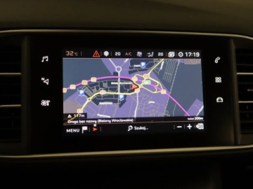 Peugeot 308 II Hatchback Facelifting 1.2 PureTech 130KM 2018 Peugeot 308 1.2 PureTech, Salon Polska, zdjęcie 11