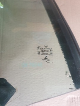 MERCEDES C TŘÍDA W 205 CABRIO COUPE SKLO (OKNO) PRAVÁ