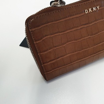 Portfel damski DKNY stylowy