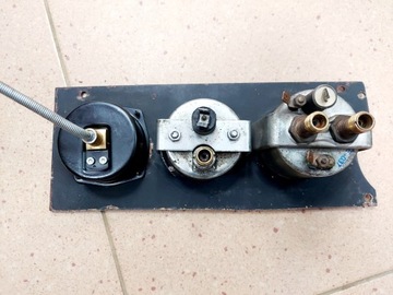 Liczniki zegary wskaźniki kontrolki