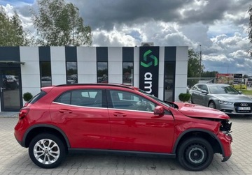 Mercedes GLA I Off-roader 1.6 200 156KM 2017 Mercedes-Benz GLA 1.6B 156KM 2017r. Salon Polska F-Vat 23 1.6 Benzyna, zdjęcie 4