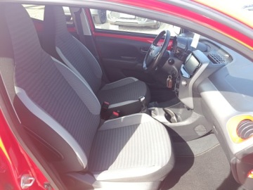 Toyota Aygo II Hatchback 3d Facelifting 1.0 VVT-i 72KM 2018 Toyota Aygo 1.0 VVT-i X-play II (2014-) Toyota Ayg, zdjęcie 18