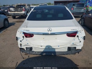 Mercedes Klasa E W213 2021 Mercedes-Benz Klasa E 350, 2021r., 2.0L 2.0 Benzyna 255KM, zdjęcie 5