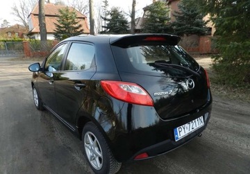 Mazda 2 II Hatchback 5d 1.3 86KM 2010 Mazda 2 ekonomiczna niezawodna 5drzwi Klima 1.3 Benzyna 86KM, zdjęcie 3