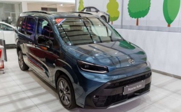 Toyota 2024 Toyota Proace City City Verso Long 1.5 D-4D Family aut 1.5 Diesel 130KM, zdjęcie 9