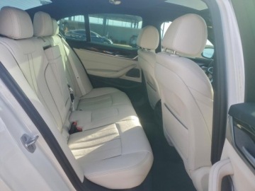 BMW Seria 5 G30-G31 2021 BMW Seria 5 540i 2021 3.0 Benzyna 335KM, zdjęcie 10
