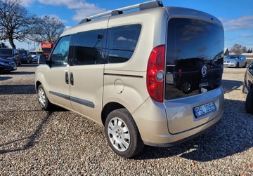 Fiat Doblo III Van 1.4 16v 95KM 2010 Fiat Doblo Benzyna z Niemiec - zarejestrowany, zdjęcie 13