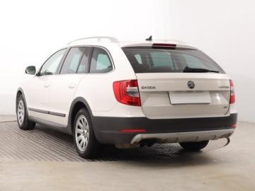 Skoda Superb II Outdoor 1.8 TSI 160KM 2014 Skoda Superb 1.8 TSI, Salon Polska, Serwis ASO, zdjęcie 3