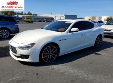 Maserati Ghibli III 2019 Maserati Ghibli Luxury 2019 3.0 Benzyna 345KM