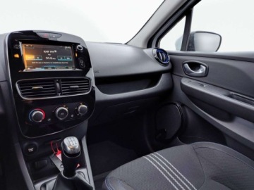 Renault Clio IV Hatchback 5d Facelifting 1.5 Energy dCi 90KM 2017 Renault Clio Salon Polska Wersja GT Line Sportowe fotele BDB Stan 1.5, zdjęcie 15