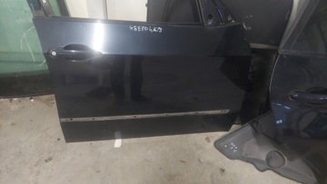BMW X5 E70 07-13R DVEŘE PRAVÝ PŘEDNÍ CARBON SCHWARZ