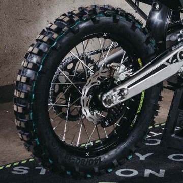 КРЫШКА ЗАДНЕГО ТОРМОЗНОГО ДИСКА X-GRIP KTM EXC / EXC-F `04-, HUSQVARNA TE/F