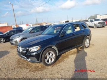 Mercedes GLC C253 2018 Mercedes-Benz GLC 2018 r., 2,0L 300 4MATIC 2.0 Benzyna 241KM, zdjęcie 2