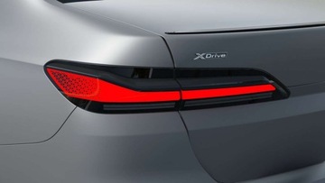 BMW Seria 7 G70 Sedan 3.0 40d 299KM 2025 BMW Seria 7 40d xDrive 299 KM mHEV - Sky Lounge - Kamera 360 - Pakiet Exec, zdjęcie 8