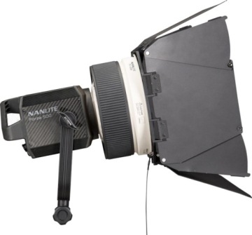 Nanlite Fresnel Lens FL-20 с креплением Bowens для ламп Forza