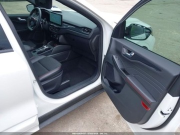 Ford Escape III 2024 Ford Escape ST-Line, 2024r., 1.5L 1.5 Benzyna 180KM, zdjęcie 8