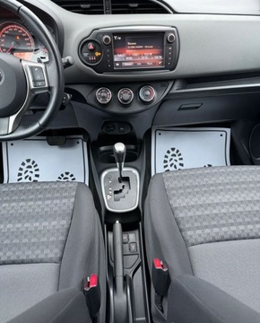 Toyota Yaris III Hatchback 5d Facelifting 1.33 Dual VVT-i 99KM 2016 Toyota Yaris Automat, salon Polska, Kamera cofania, 53 tys km 1.3 Benzyna, zdjęcie 5