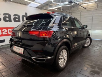 Volkswagen T-Roc I SUV 1.5 TSI ACT 150KM 2019 Volkswagen T-Roc Automat panorama 1 wlasciciel bezwypadkowy jak nowy bogat, zdjęcie 12