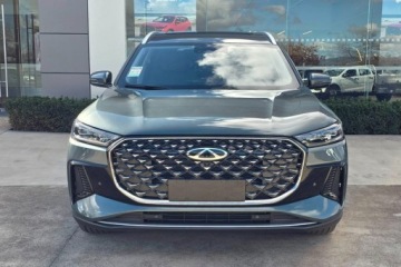 Chery Tiggo 8 SUV PHEV 1.5 T-GDI DHE 279KM 2025 CHERY TIGGO 8 Prestige Super Hybrid 1.5 T-GDI 279KM 7os. 2025, zdjęcie 2