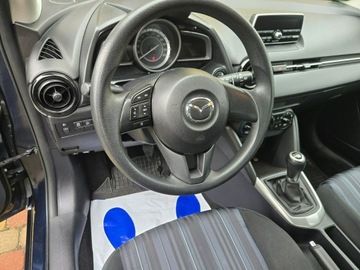 Mazda 2 III Hatchback 5d 1.5 SKY-G 75KM 2015 Mazda 2 SKYACTIV, zdjęcie 18