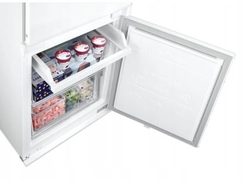 Встроенный двухдверный холодильник Samsung BRB26705CWW EF