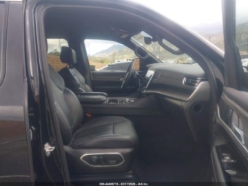 Jeep Wagoneer II 2024 Jeep Wagoneer Series II 2024 3.0 Benzyna 420KM, zdjęcie 9