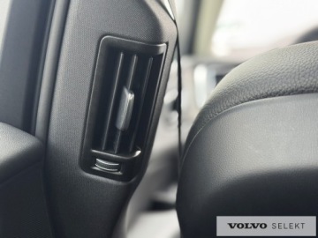 Volvo XC60 II 2025 Volvo XC 60 B5 B AWD Plus Dark | Serwis ASO | Harm, zdjęcie 35
