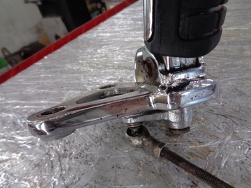 HONDA V65 VF 1100 Magna Set Podnóżek Lewy