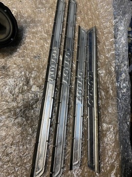 VOLVO V70 S70 VRSTVA  PRAHU CHRÓM