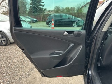 Volkswagen Passat B6 Variant 2.0 TDI-CR DPF 110KM 2010 Volkswagen Passat 2.0 TDI CR/Bogata wersja/HAK/, zdjęcie 18