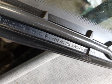 CADDY 2K5 SKLO (OKNO) KAROSERIE TROJŮHELNÁ LEVÝ PŘEDNÍ 2K5845411A